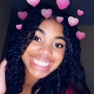 Meet your Posher, Imani